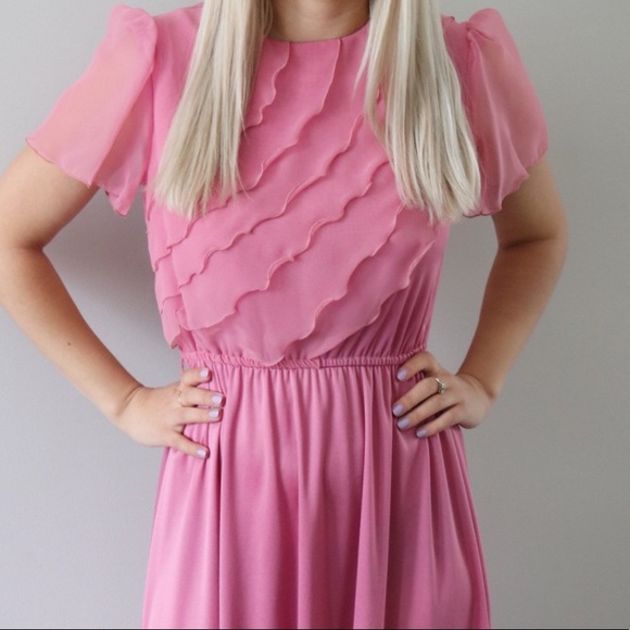70’s Pink Ruffle Breast Dress with Sheer Sleeves - Picture 4 of 6